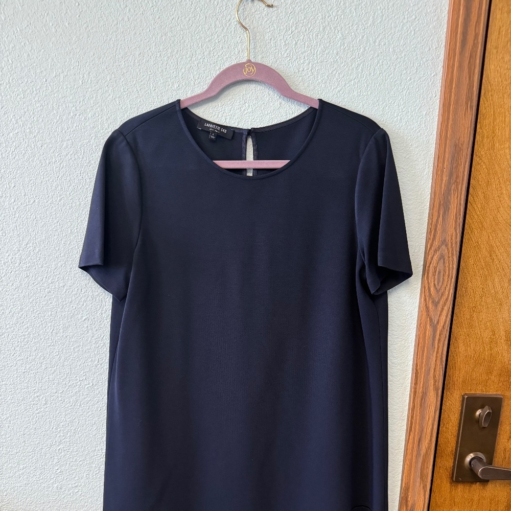 NAVY OPEN STITCH WITH WAVE PATTERN